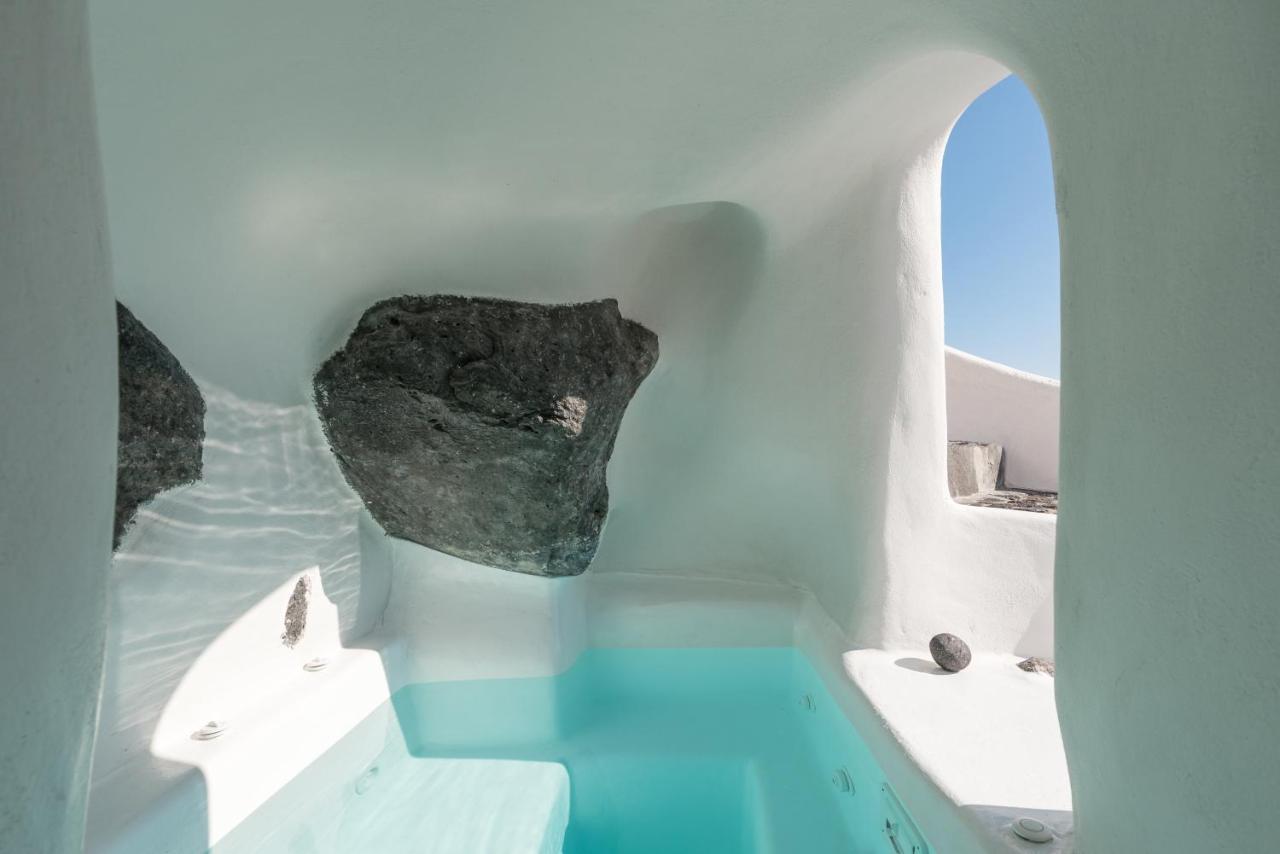 Historic Old Bakery Cave By Cycladica Vila Oía Exterior foto