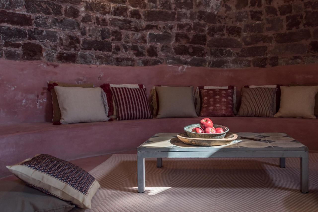 Historic Old Bakery Cave By Cycladica Vila Oía Exterior foto